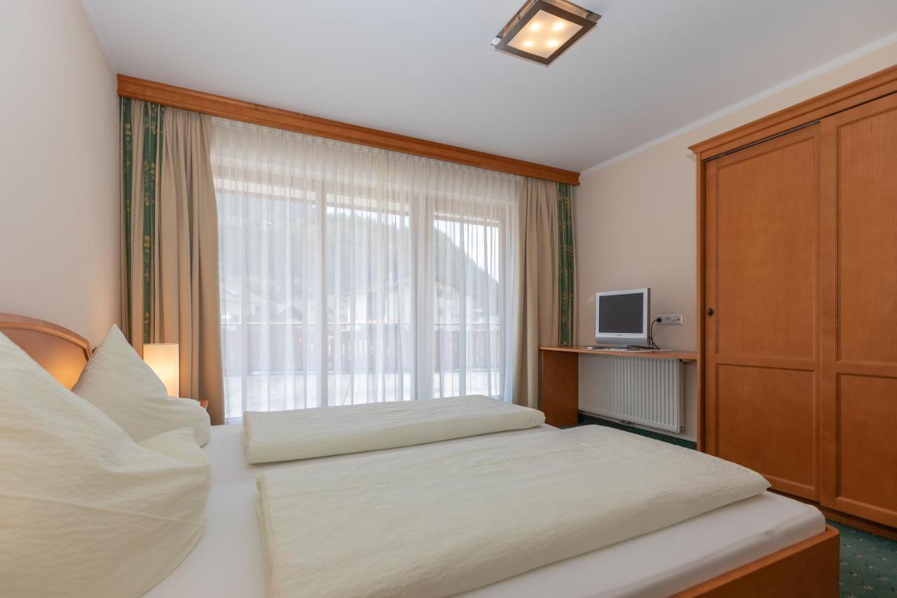 Hotel Garni Elisabeth Zell am Ziller Buitenkant foto