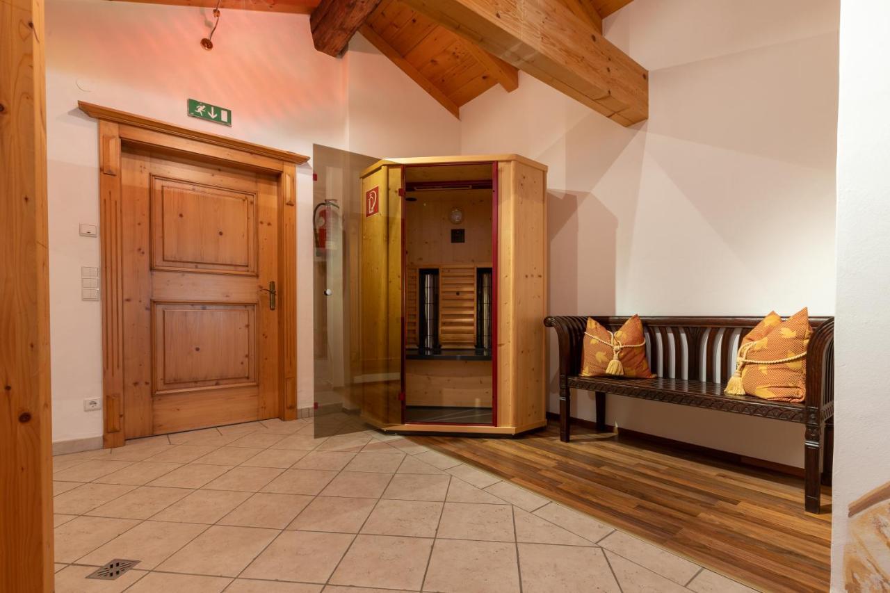 Hotel Garni Elisabeth Zell am Ziller Buitenkant foto
