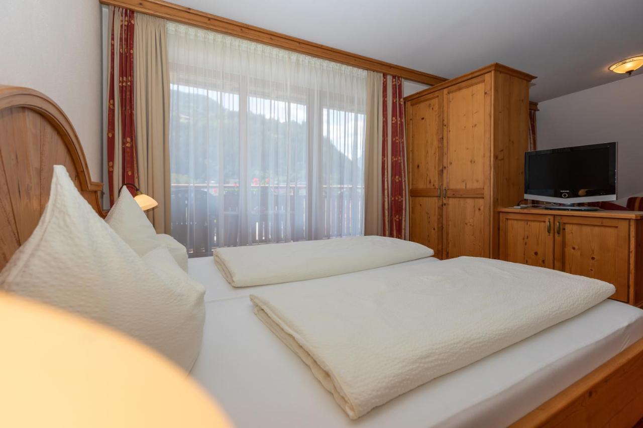 Hotel Garni Elisabeth Zell am Ziller Buitenkant foto