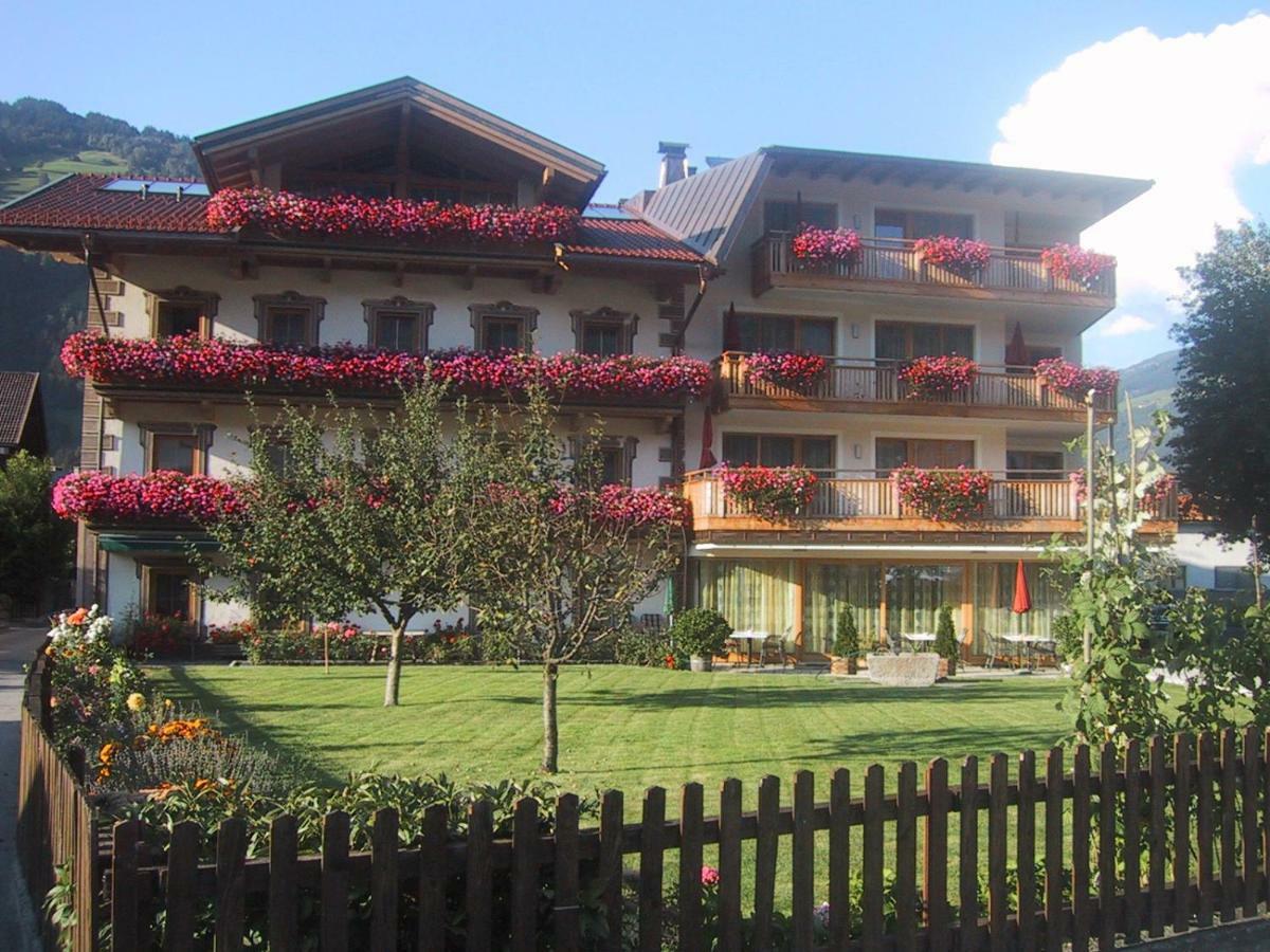 Hotel Garni Elisabeth Zell am Ziller Buitenkant foto