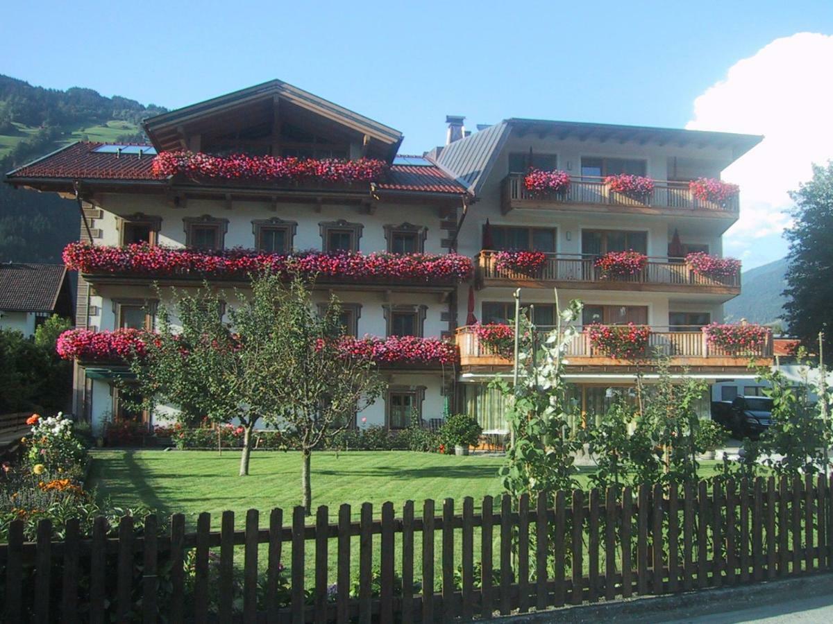 Hotel Garni Elisabeth Zell am Ziller Buitenkant foto