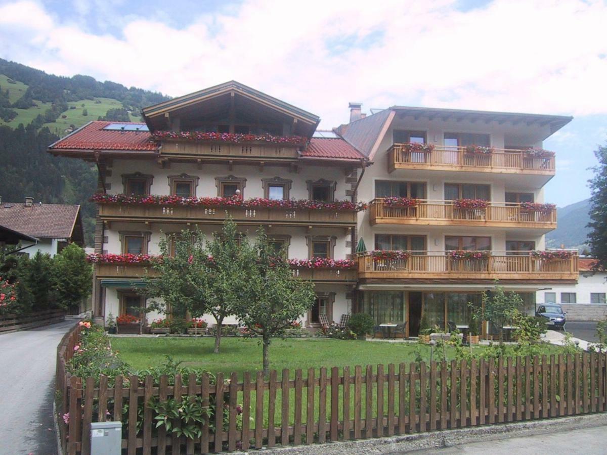 Hotel Garni Elisabeth Zell am Ziller Buitenkant foto