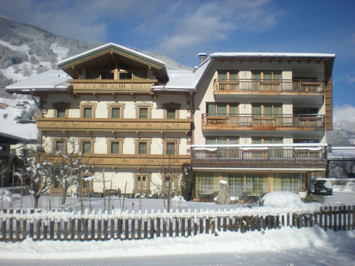 Hotel Garni Elisabeth Zell am Ziller Buitenkant foto