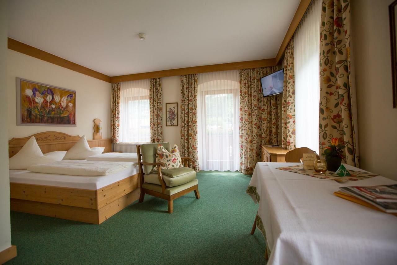 Hotel Garni Elisabeth Zell am Ziller Buitenkant foto